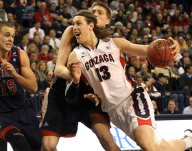 Olynyk leads Gonzaga's rapid ascension to No. 1 ranking