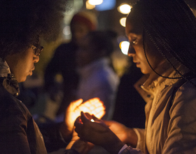 Camp Kesem holds vigil to honor cancer victims 