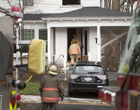 Small fire breaks out at house on Ostrom Avenue