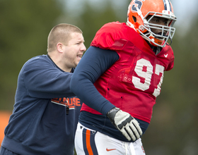 Raymon gives Syracuse new force on defensive line