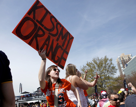 Gallery: Fans Flock to Atlanta for the NCAA Tournament