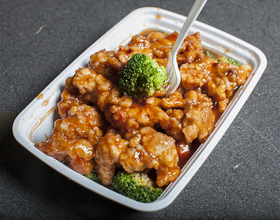 Dining by delivery: Orange chicken dishes put to the test, judged on taste, appearance, service