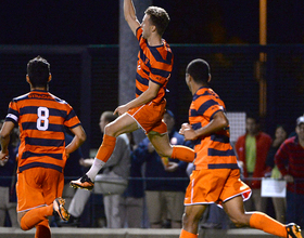 Syracuse cruises to 3-0 win over UMass 