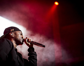 Well versed: Rappers Logic, Big Sean, Kid Cudi hype up audience at Crouse Hinds Theater