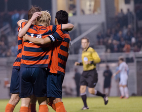 Ekblom scores 1st Syracuse hat trick since 2008, leads SU to resounding win 