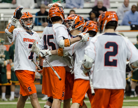 10 players score in Syracuse's strong first half in blowout win 