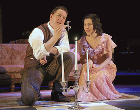 Glass act: Syracuse Stage interprets classic Tennessee Williams play “The Glass Menagerie” 