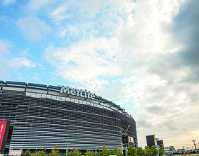 The Main Attraction: MetLife Stadium agreement benefits Syracuse financially in scheduling, recruiting