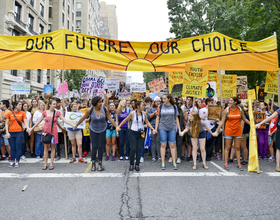 SU and SUNY-ESF students participate in largest climate march in history