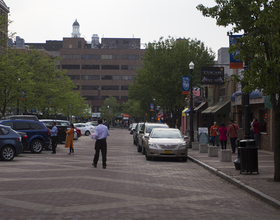 Man stabbed on Marshall Street early Saturday morning