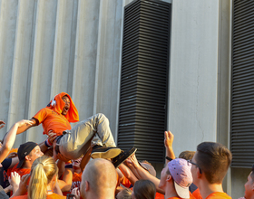 Gallery: Fan scenes from before Syracuse-Rhode Island