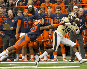 Syracuse falls to No. 25 Pittsburgh, 23-20, on last-second field goal