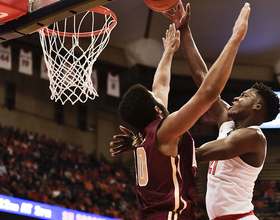 Tyler Roberson explodes for 20 points and 16 rebounds against Elon