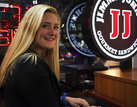 Sophomore trades in sweets for subs with job at Jimmy John's