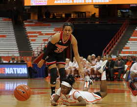 Syracuse can't dig itself out of early hole in 71-53 loss to No. 14 Louisville