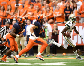 Syracuse football loses control of game during 28-point 2nd quarter for South Florida