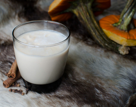 Festive fall cocktail tastes like pumpkin pie in a glass