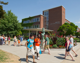 iSchool professors awarded for research on internet's effect on real estate