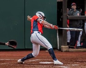 Sydney O'Hara blasts NCAA-record 4 home runs; Syracuse splits doubleheader at North Carolina State