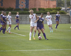 Sydney Brackett powers through Bucknell’s defense for both goals in 2-0 Syracuse win