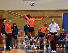 Back from injury, Jalissa Trotter sets up Syracuse