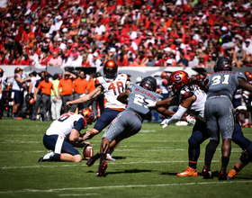 Kicker Cole Murphy keeps Syracuse competitive in 27-19 loss at No. 8 Miami