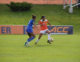 Clarke Brown a calming ‘California attitude’ for Syracuse in her debut season