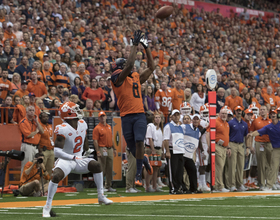 Steve Ishmael named 3rd-team All-American by Associated Press