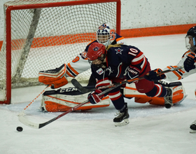 Nightmare 2nd period dooms Syracuse in 5-0 loss to No. 9 Robert Morris