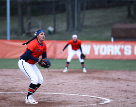 Syracuse splits doubleheader with Army