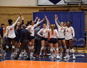 Syracuse loses another two set lead, but recovers to win, 3-2, over Wyoming