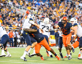 No. 20 Syracuse’s defense stymies No. 16 West Virginia in Camping World Bowl win