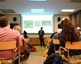 SU alum Leo Wong discusses cultural identity, diversity in workplace at lecture