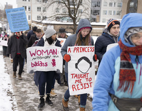 100+ protest in Syracuse Women’s March