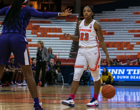 Kiara Lewis to play at Syracuse for final year of eligibility