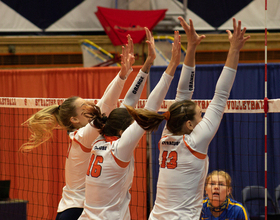 After season-opening sweep, Syracuse rises to No. 5 in AVCA poll