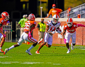 How Anthony Queeley’s path to Syracuse started in the weight room