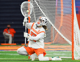 No. 6 Syracuse holds off unranked Vermont in 17-13 win