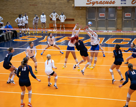 3 factors behind SU volleyball’s recent slump