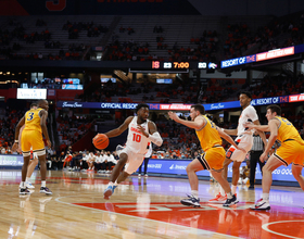 Observations from SU vs. Colgate: Lots of 3s, struggles at forward spot