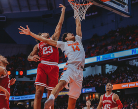 No. 6 Villanova’s 27 offensive rebounds overmatch Syracuse in 67-53 loss