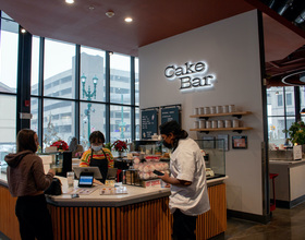 Enjoy Salt City Market’s Cake Bar with Off-Campus Meal Plan