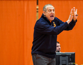 Syracuse head coach Leonid Yelin retiring after 10 years with the program