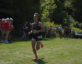 Syracuse cross country opens with win at the Harry Lang Invitational