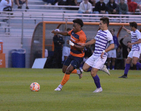 SU forward Levonte Johnson earns College Soccer News Player of the Week