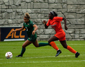 Chelsea Domond involved in all 3 of Syracuse’s goals in win over Miami