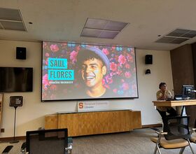 Saul Flores speaks to 1st-gen students on identity for Café con Leche series