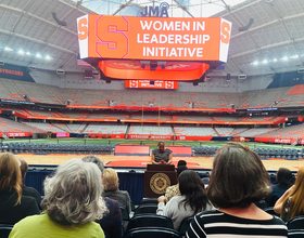 SU women’s head basketball coach emphasizes women empowerment at conference