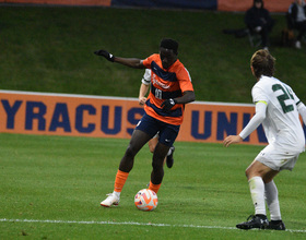 No. 5 Syracuse holds on with decisive 2-1 win over No. 11 Louisville