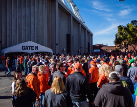 Gallery: Notre Dame football in Syracuse, 1st time since 2003